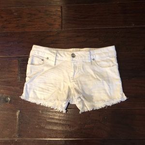 Rue 21 white shorts
